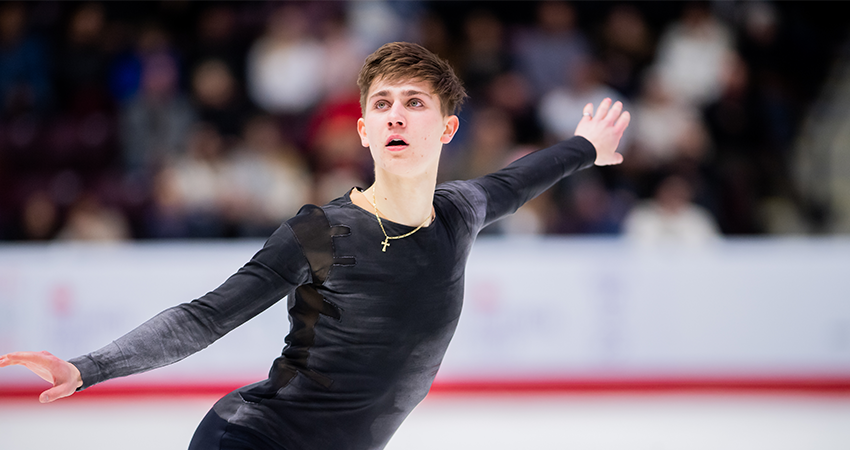 Roman Sadovsky en voie de décrocher une deuxième place olympique pour le Canada au Nebelhorn Trophy