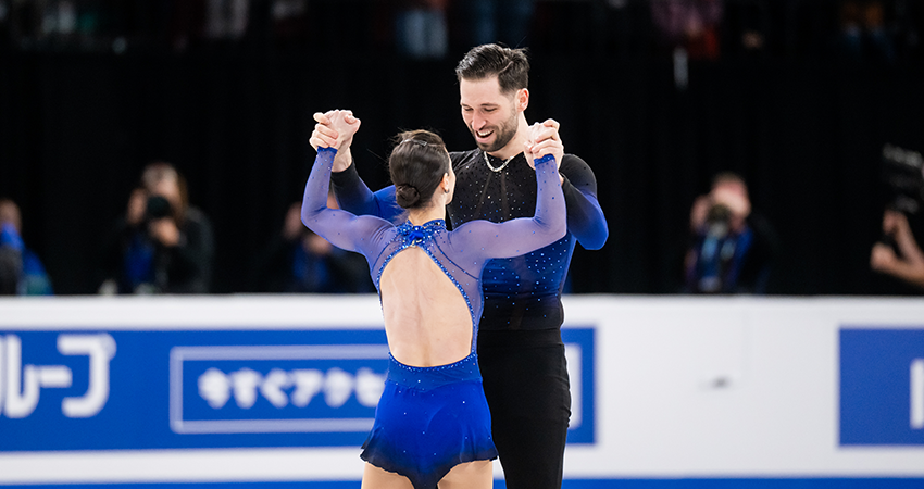 Stellato-Dudek et Deschamps atteignent de nouveaux sommets lors de la première journée des Championnats du monde de patinage artistique à Montréal