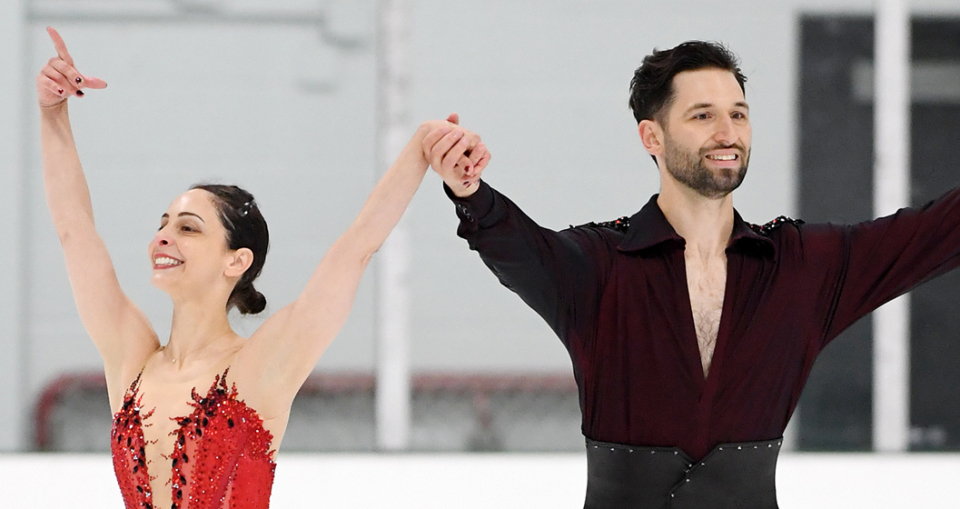 Deanna Stellato-Dudek and Maxime Deschamps Win Gold at the John Nicks Pairs Challenge International