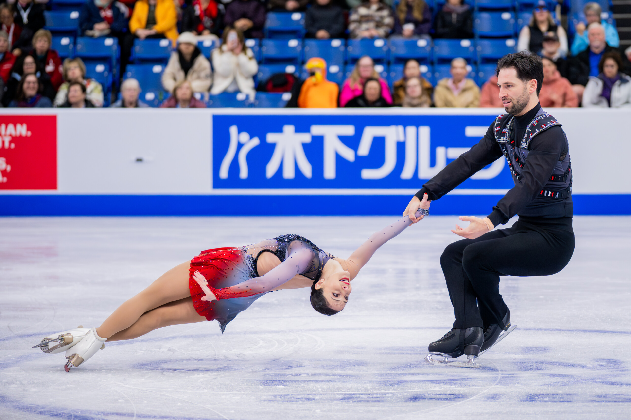 Two Canadian Pairs in Medal Position on Day One of Skate Canada International