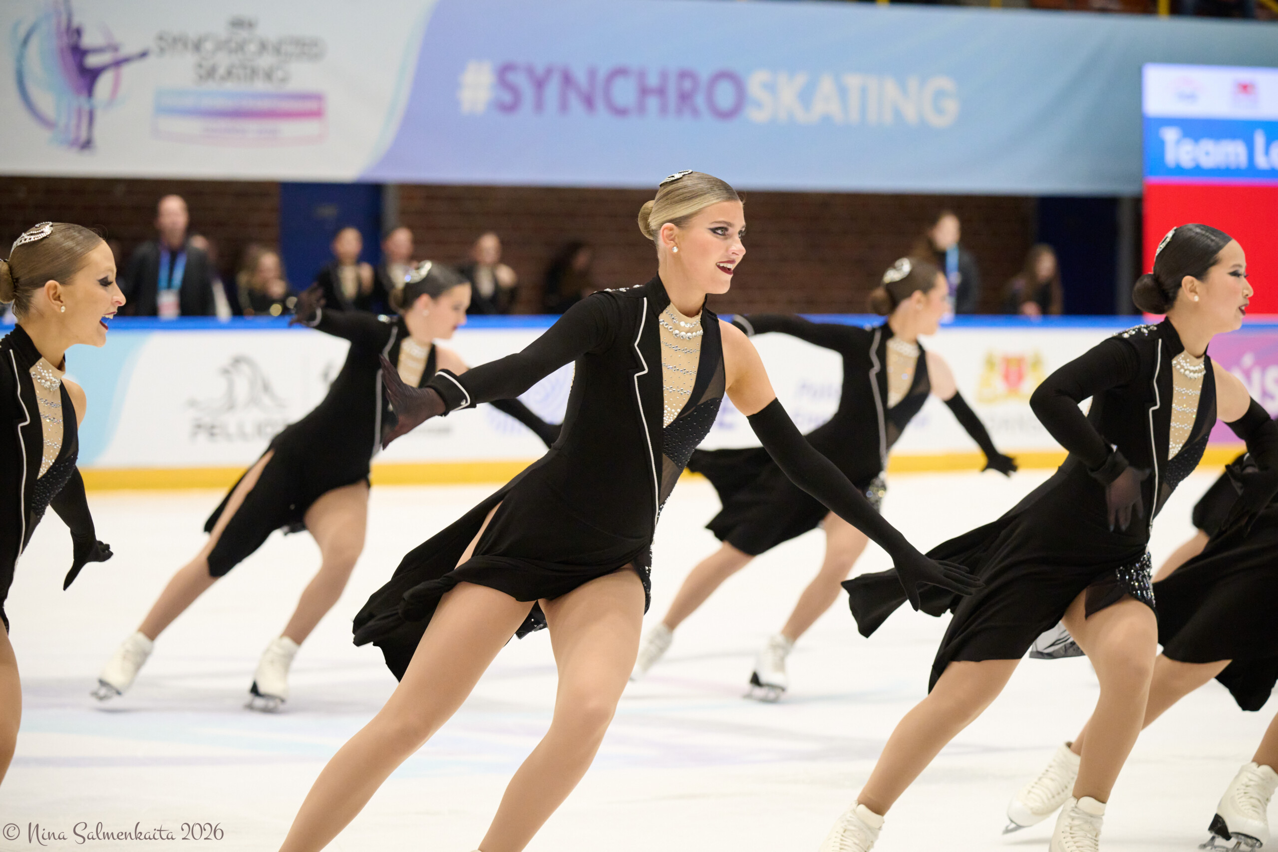 Canadian Teams Earn Top-6 Finish at 2026 ISU Synchronized Skating Junior World Championships